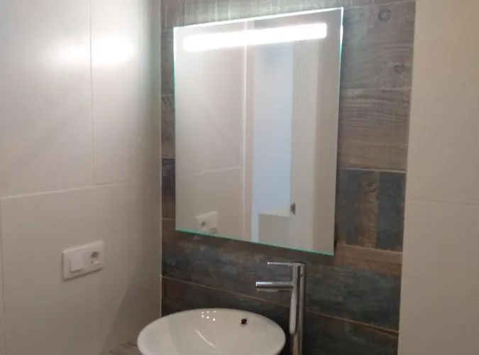 Island Iv544 * 아데제